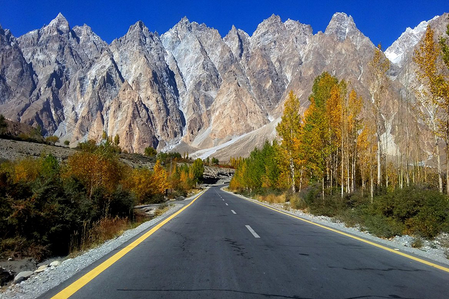 Passu Cones | Gulmit Continental Hotel